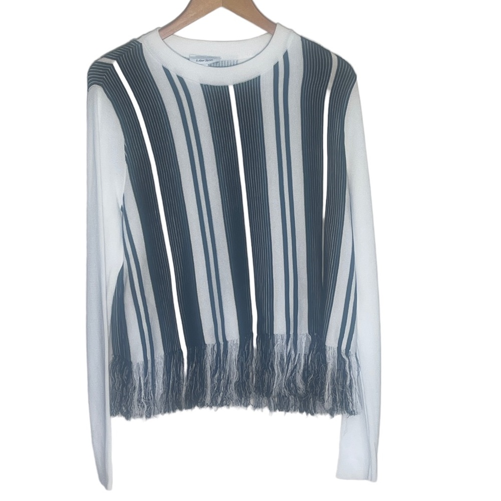 Stockholm Atelier & Other Stories Fringed Medium Black & White Sweater